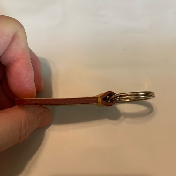 Dooney & Bourke Key Fob, Key Ring, Leather, GUC, Tan, Features the duck profile - Picture 3 of 12